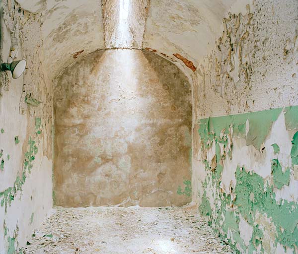 Laura Nash, Cell, Eastern State Penitentiary, 2005 